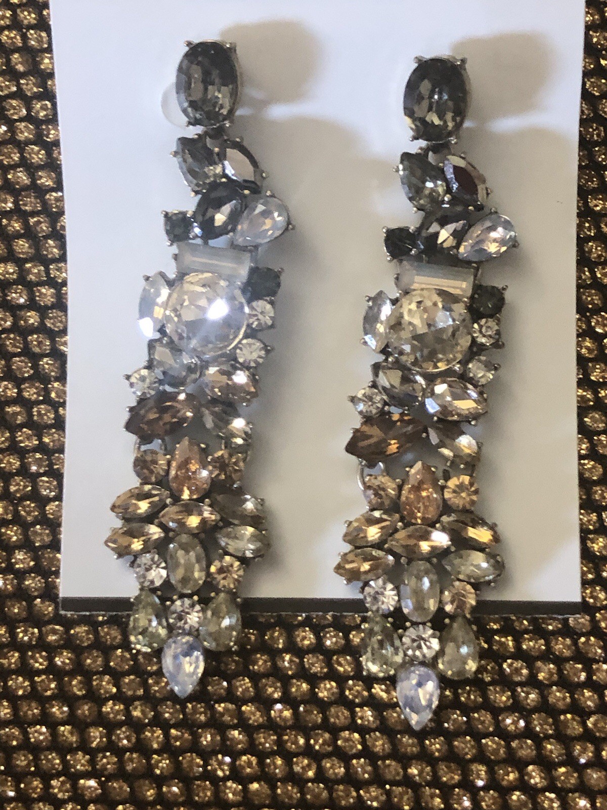 Gray/peach/clear/bronze rhinestone dangle cocktail Pierced￼earrings￼