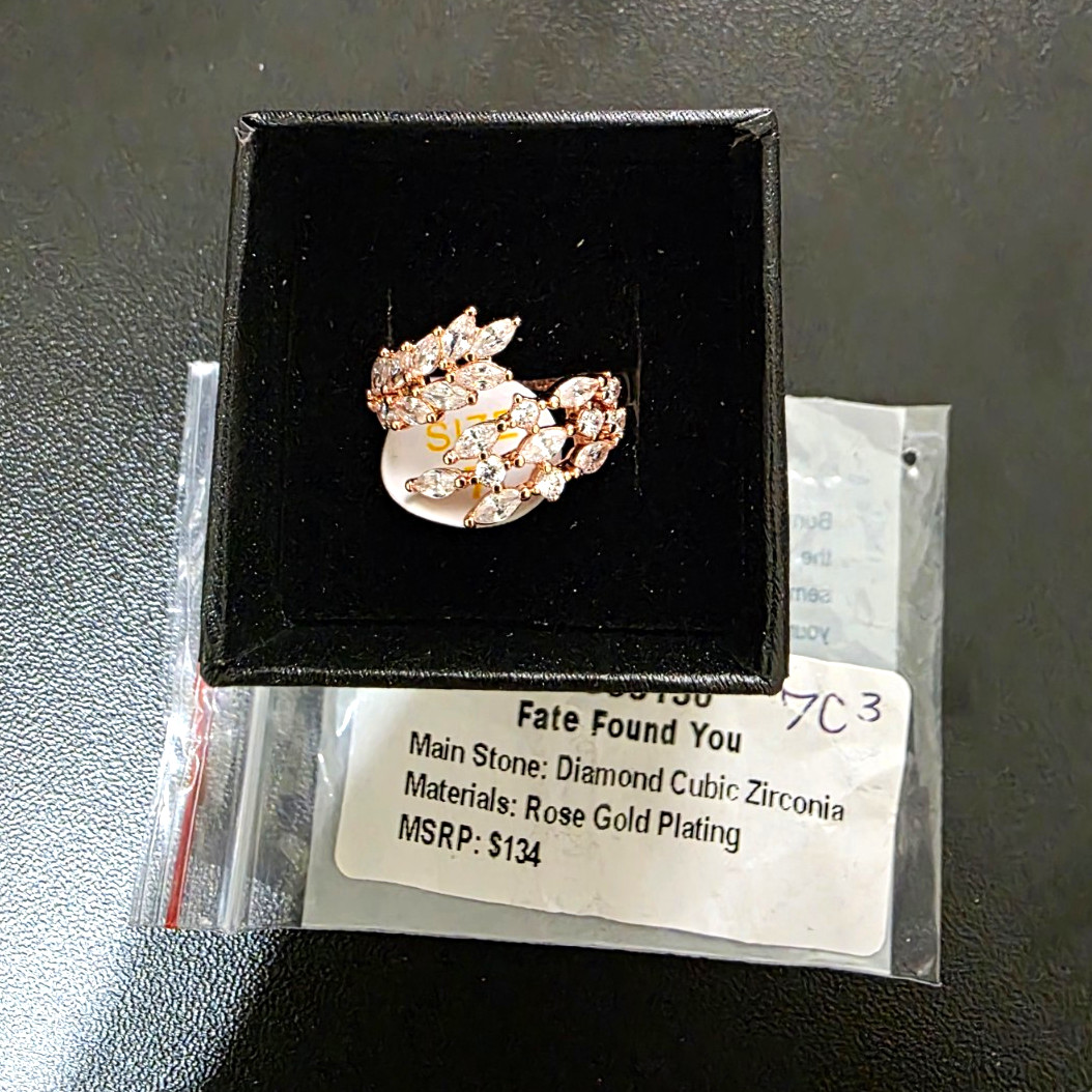 Rose Gold Plated Cubic Zirconia Leaf Cocktail Statement Ring Size 7