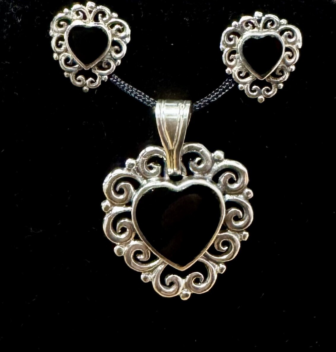 Sliver Heart With Onxy Set