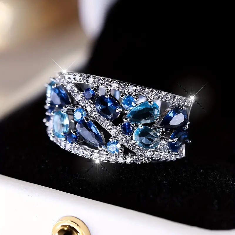 Elegant 925 Sterling Silver Blue White Topaz Wedding Engagement Ring Size 9