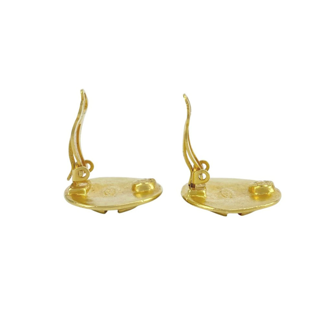 CHANEL CC Logos Round Clip-On Earrings Gold Tone 96P Auth #7899