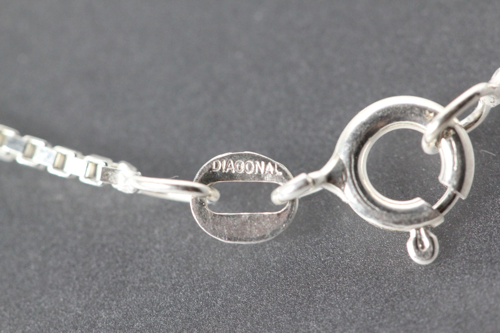 Sterling Silver 925 Box Chain 3.5 Grams, 17″ long, 1/16″ wide(NEC5980x)