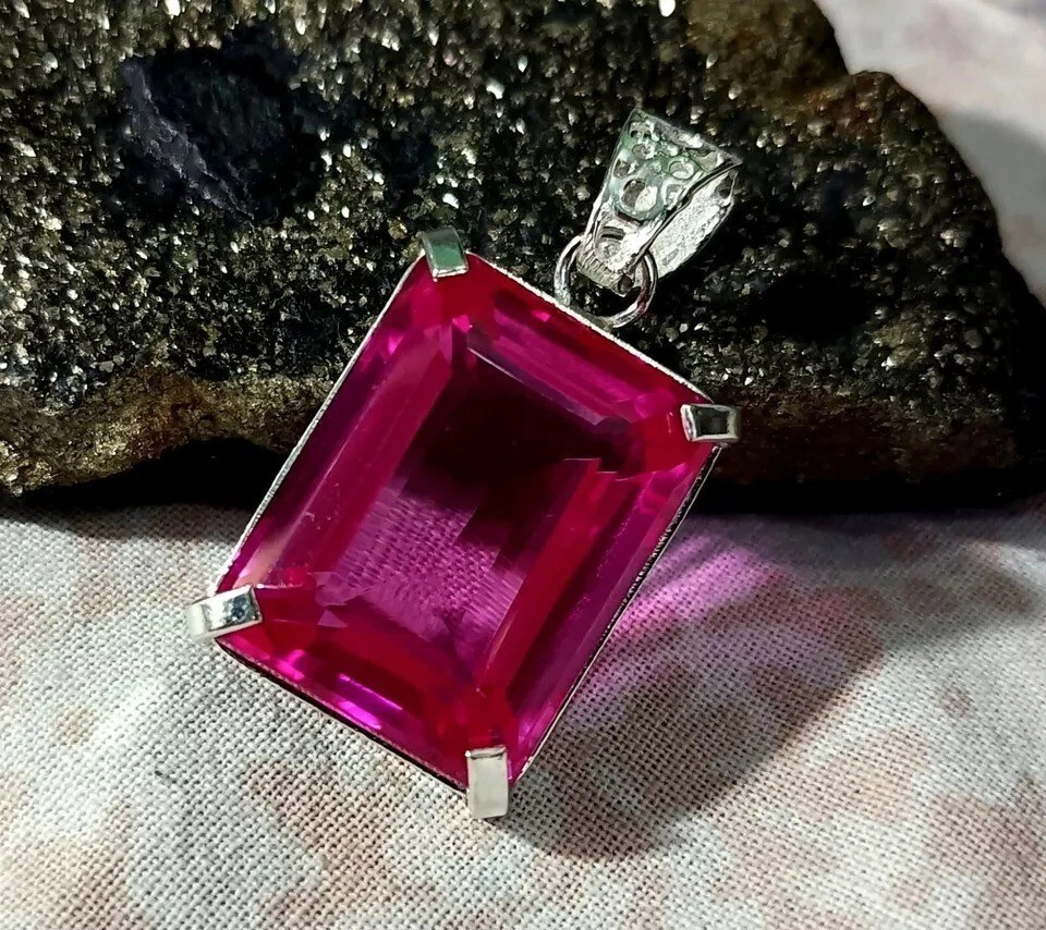 Certified 28.6 Ct+ Natural Pink Sapphire 925 Solid Silver Pendant Loose Gemstone