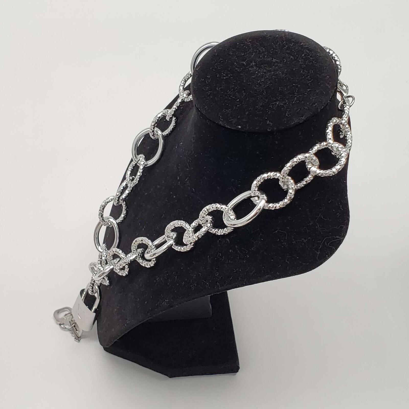 100% Auth Louis Vuitton Lock & Key with Unbranded Silver Plated Chain Necklace
