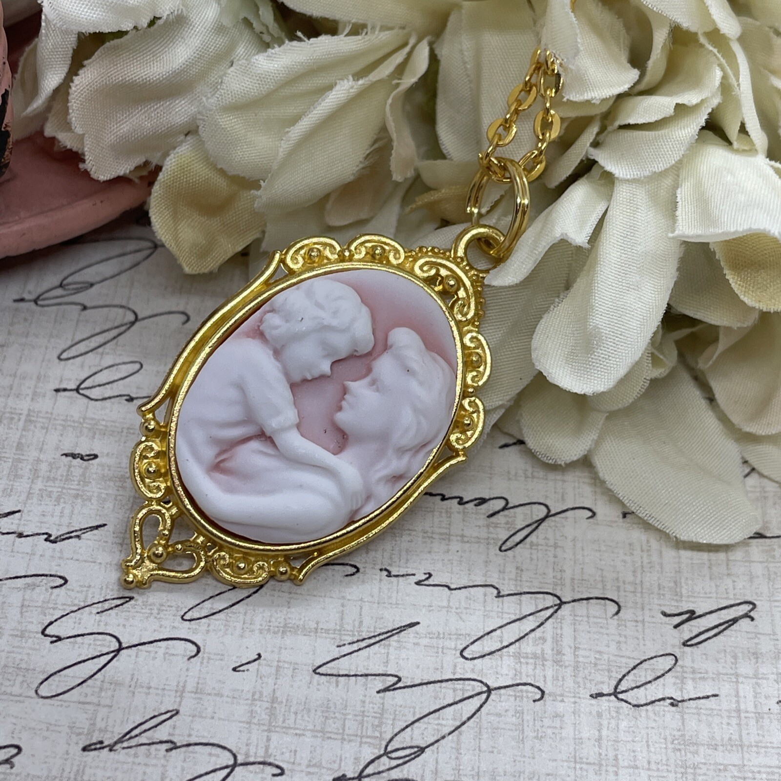 GOLD Pink New MOM Heart Wedding Party Jewelry White Mothers Day necklace Cameo