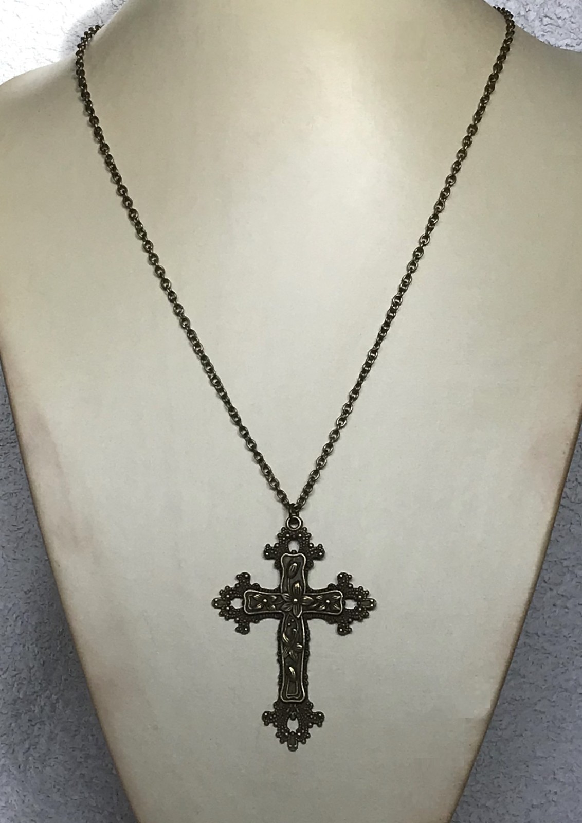 Large Gothic Vintage Bronze Ornate Cross 24″ Chain Necklace in Gift Bag