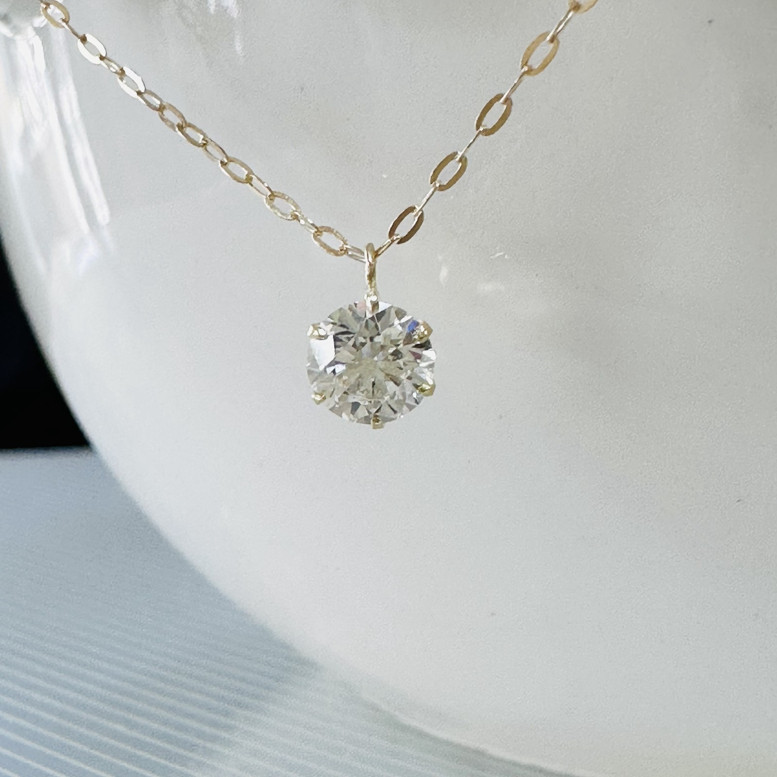 K18 Natural Diamond Necklace 0.44ct Azuki chain 40cm　Comes with a GIA certifica