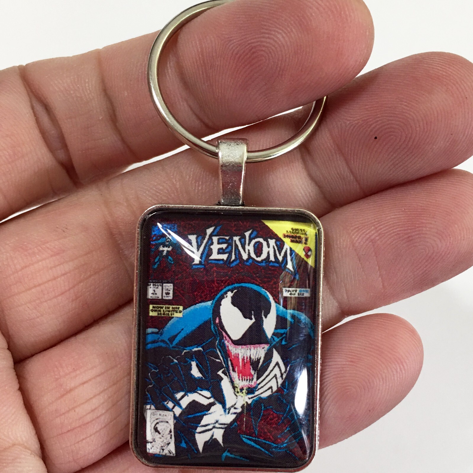 Marvel VENOM #1 Comic Book CLASSIC SPIDER-MAN SYMBIOTE Keychain or Necklace