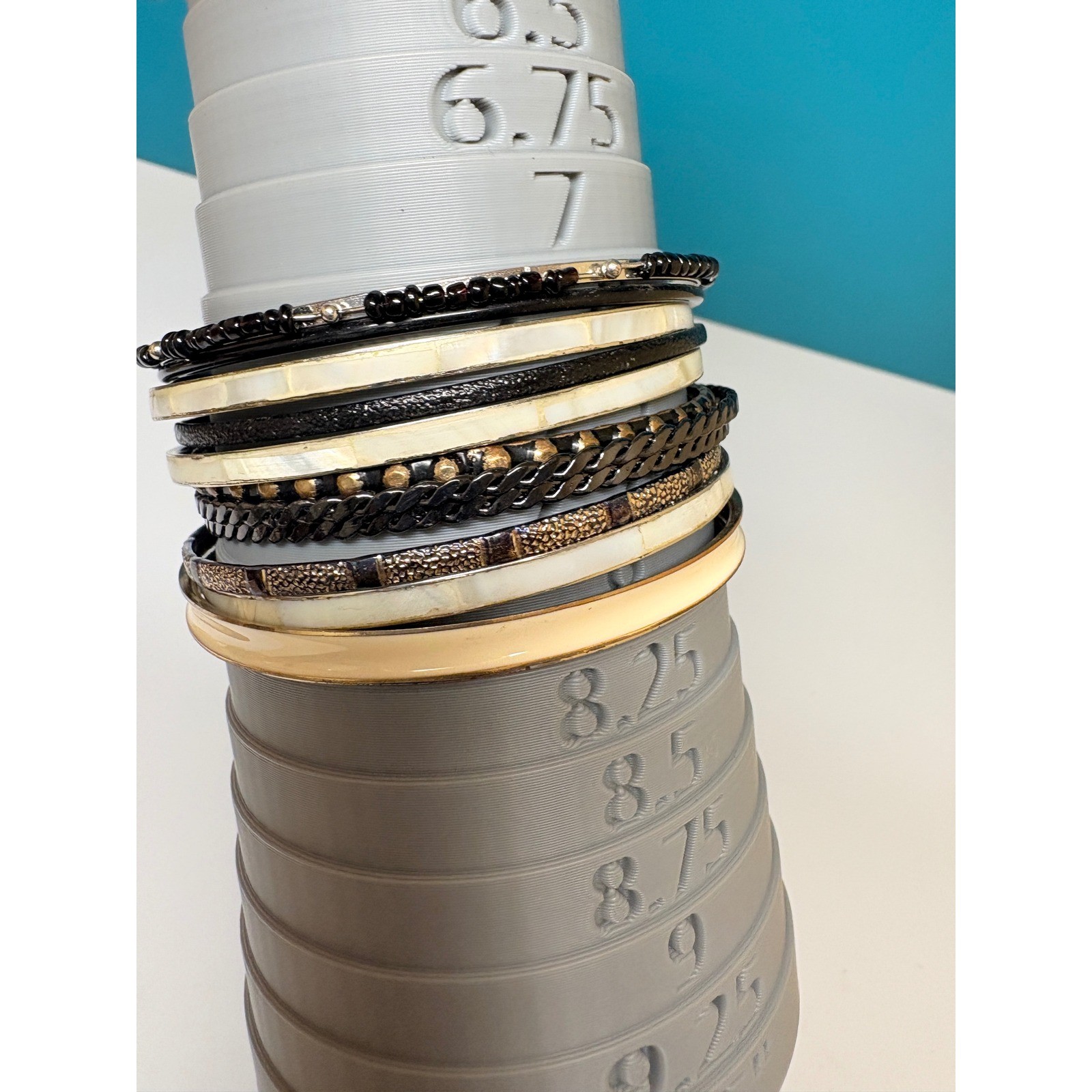 Mixed Metal Shell Bangle Bracelet Set 12pc Black Gold Cream Boho Stack