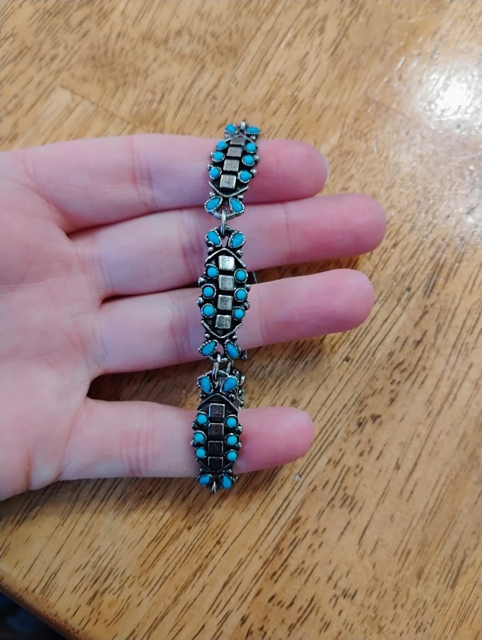 Unique 8 inch bracelet