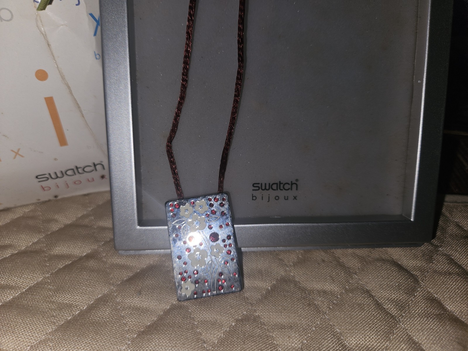 Swatch Bijoux Jewelry: Necklace “CHINESE GARDEN” PREOWNED 2006 CASE/BOX INCLUDED