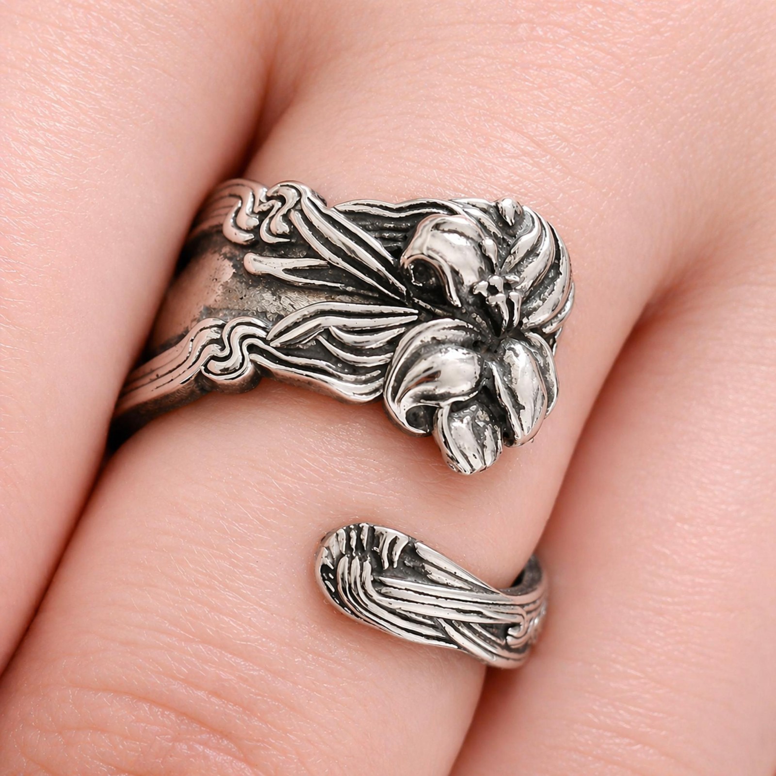 Lily Flower Spoon Ring Adjustable Silver Plated Stargazer Floral Boho & Boxed