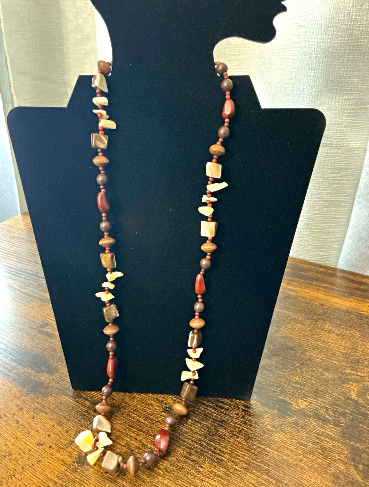 Brown & Cream Stone Beaded Necklace Ball/Bead Chain Lobster Closure