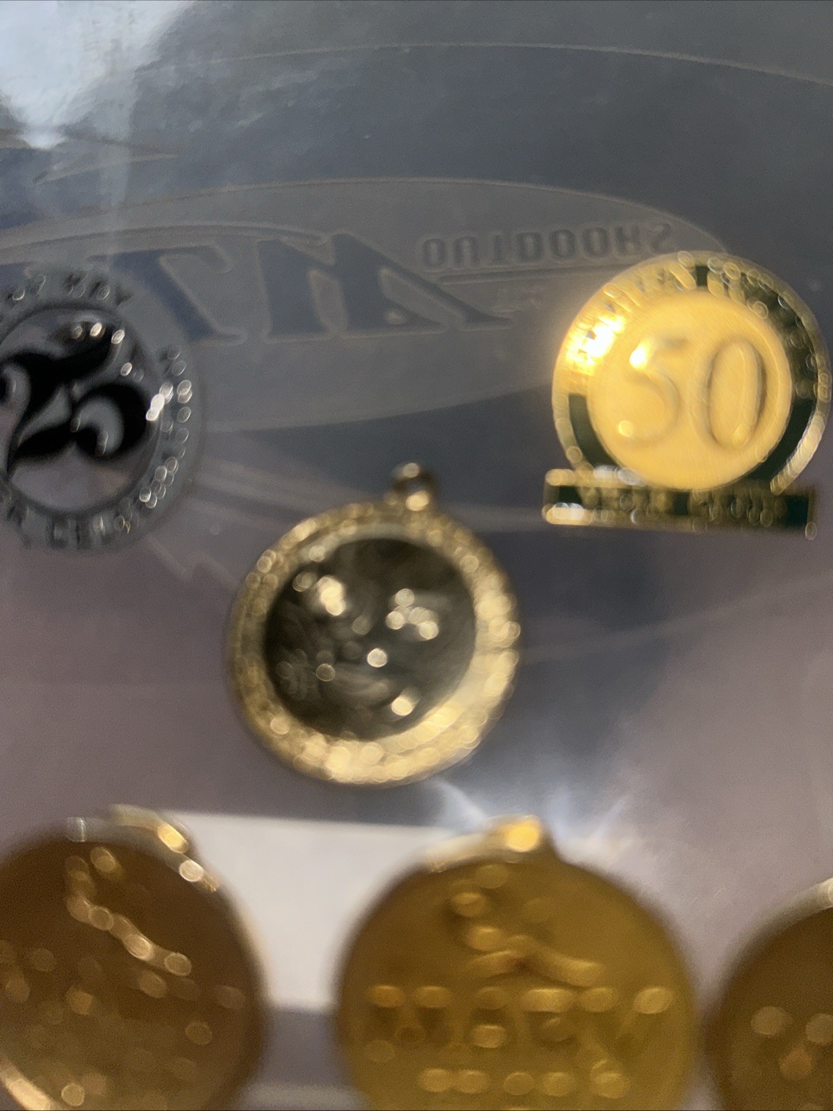 8 Vintage MARY KAY COSMETICS CONSULTANT Pins