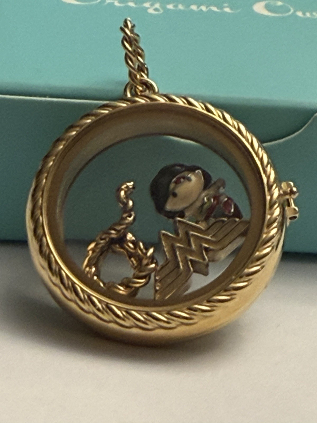 Origami Owl Justice League Wonder Woman Locket #LK1083NIB