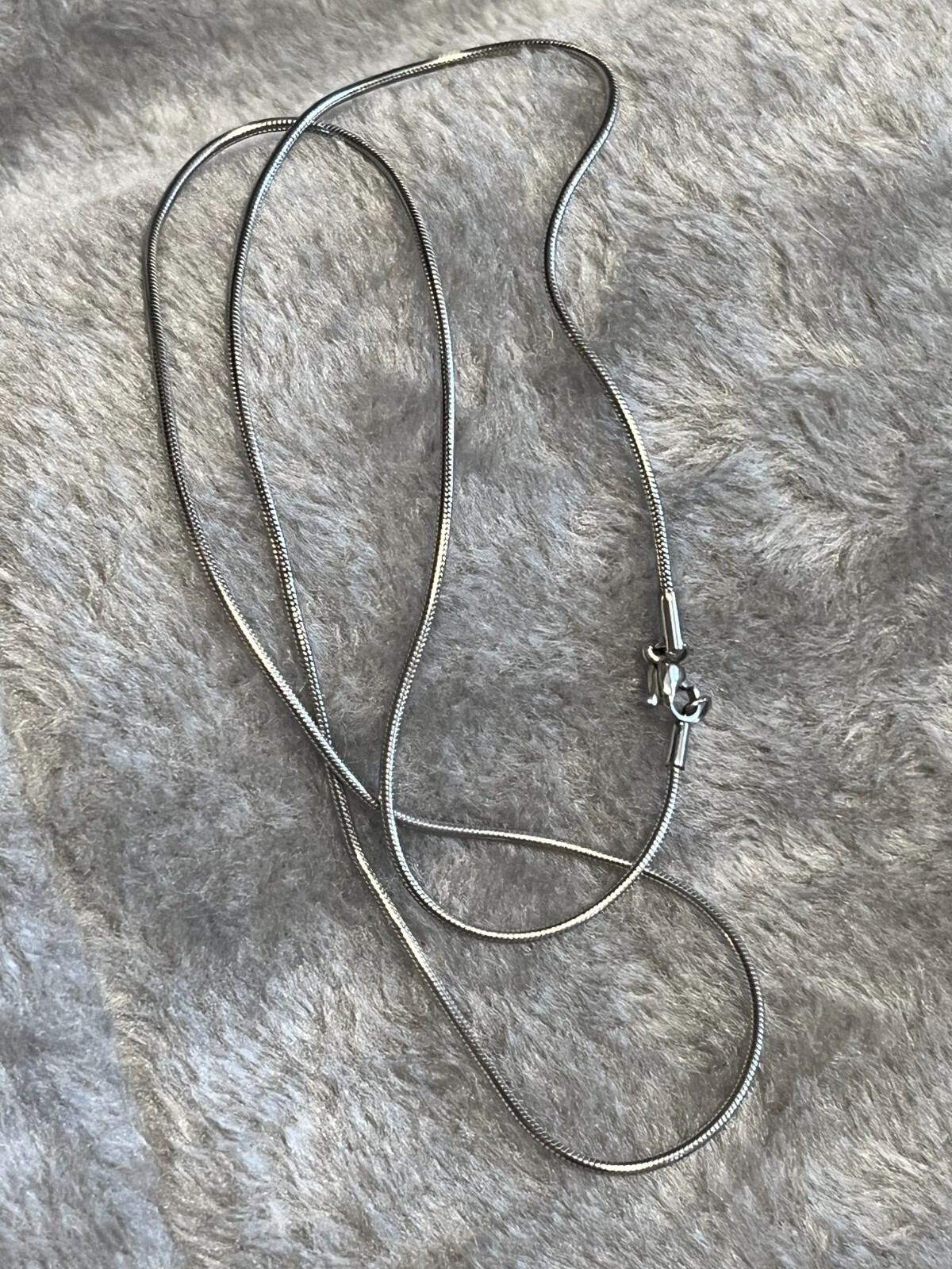 Sharp New 24″ Necklace Silver Stainless Steel 1.5 MM Snake Chain Fits Pendant