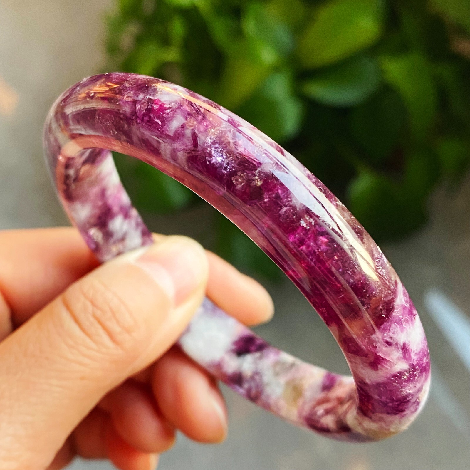59.8mm Natural Purple lepidolite Quartz Crystal Gemstone Bangle C84