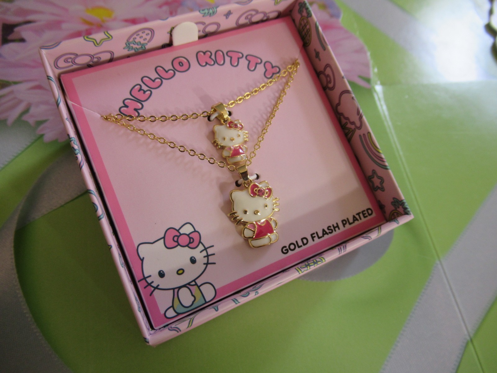 Sanrio Hello Kitty 18k Gold Flash Plated Mommy and Me Pendant Necklace NIB