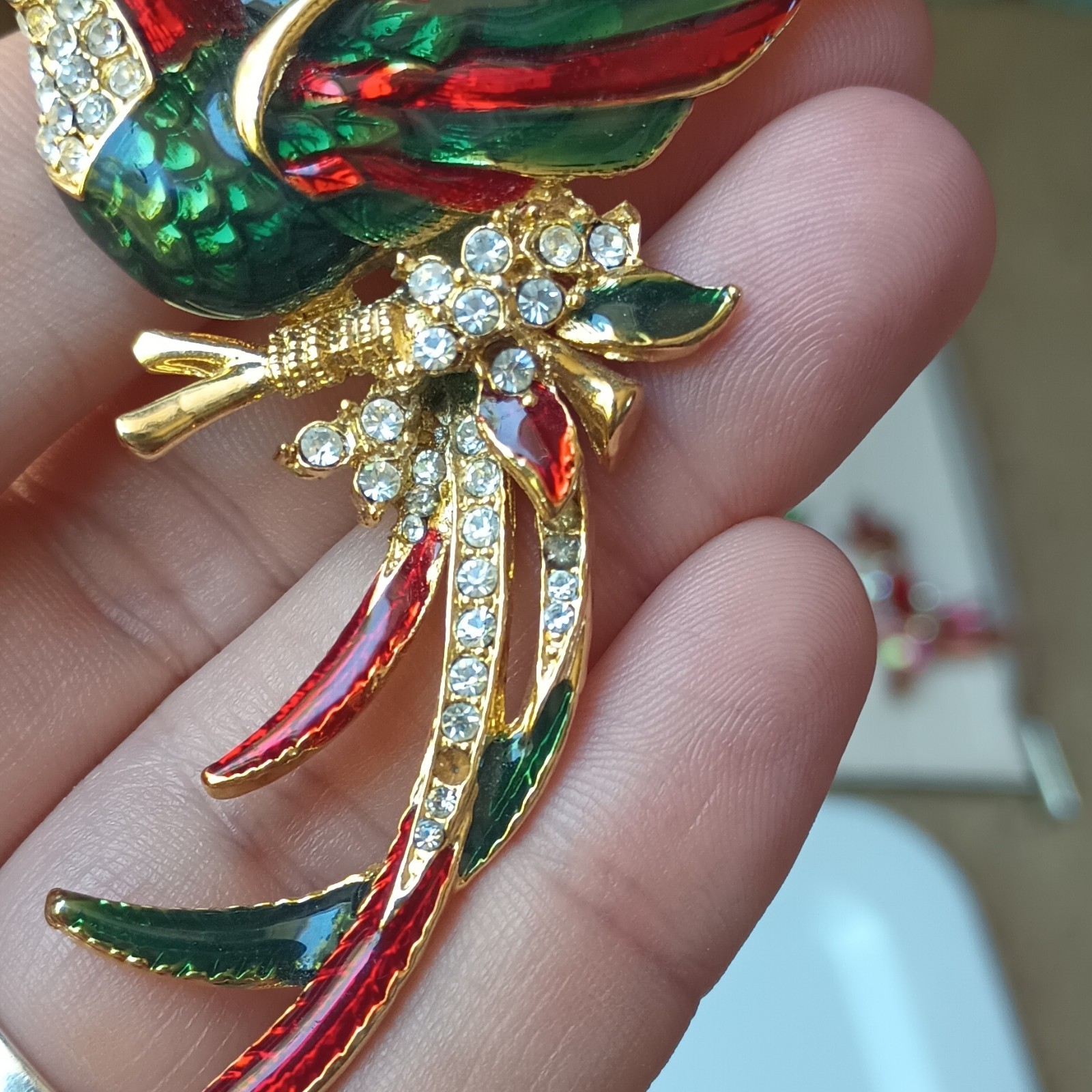 Vintage Gold Tone Bird Brooch Pin Red Green Enamel Clear Rhinestone Cluster