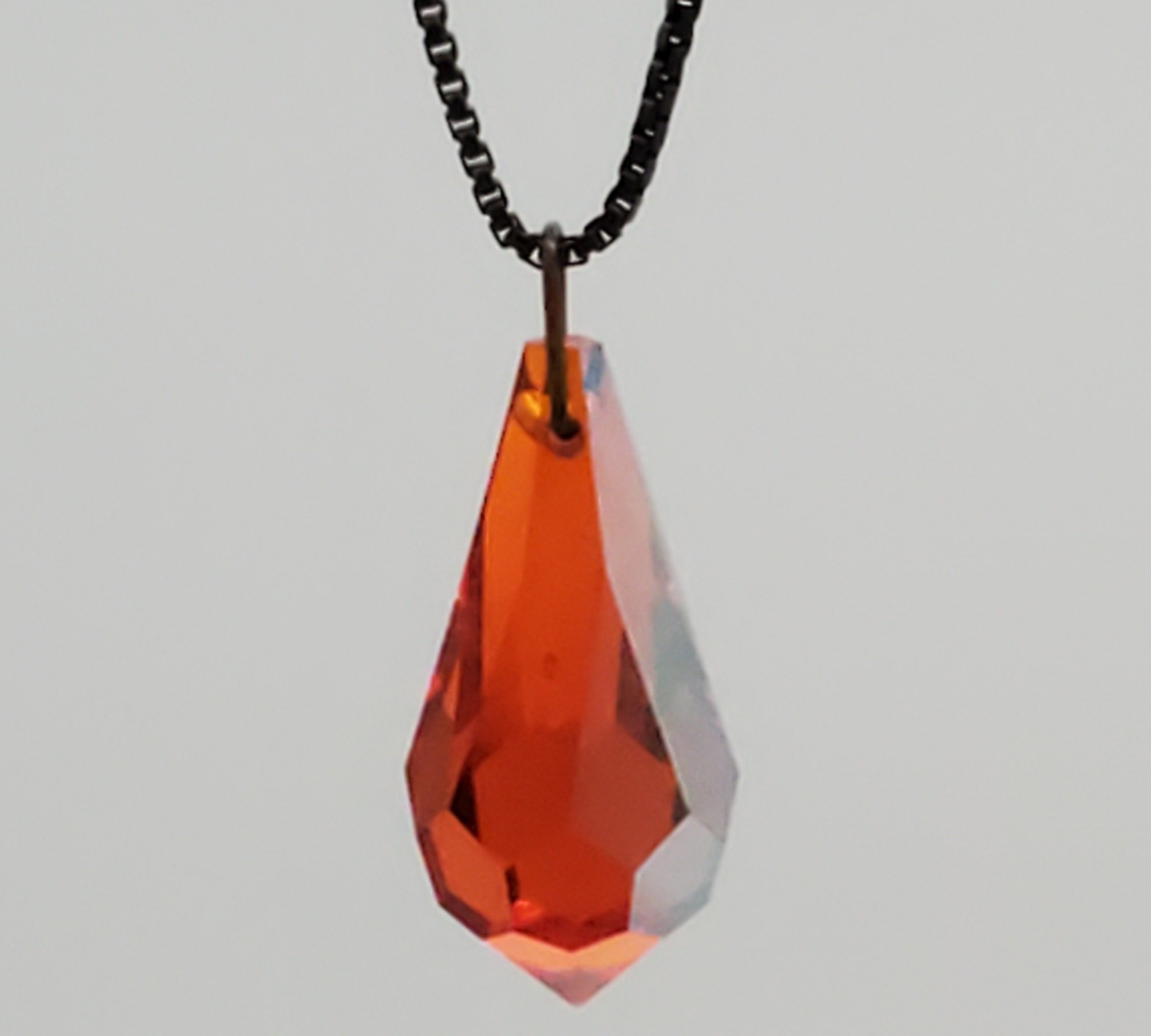 925 SI Necklace 19in Sterling Silver Brilliant Red AB Faceted Teardrop Crystal