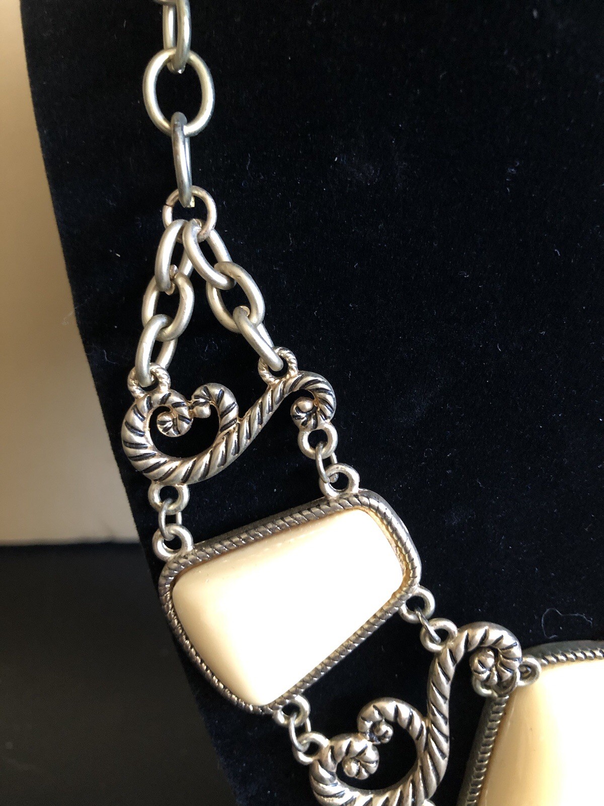 Beige Off-White Statement Necklace Brass Tone Metal Chain Link Lobster Clasp