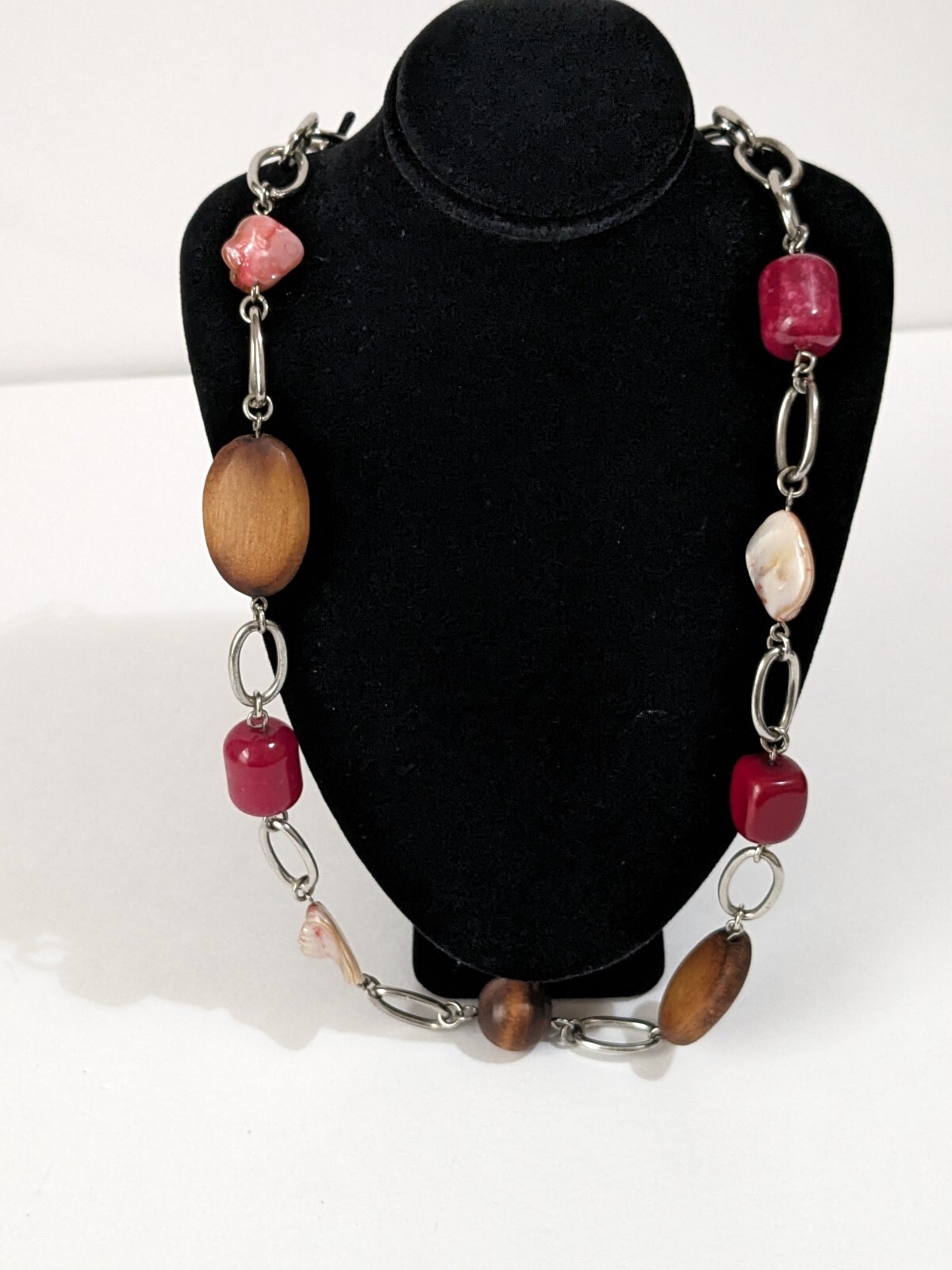 Multicolor Agate, Shell And Wood Beads Silver Tone BOHO Necklace. Unique. 28″.