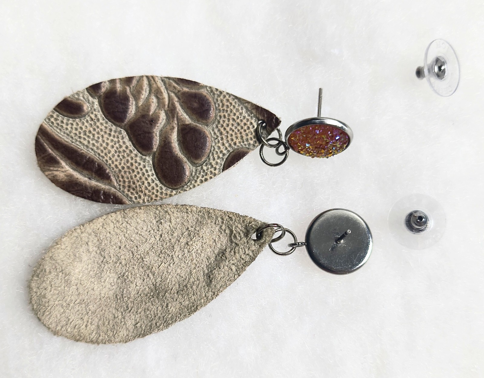 Earrings 3″ Dangle, Orange, Beige/Brown.