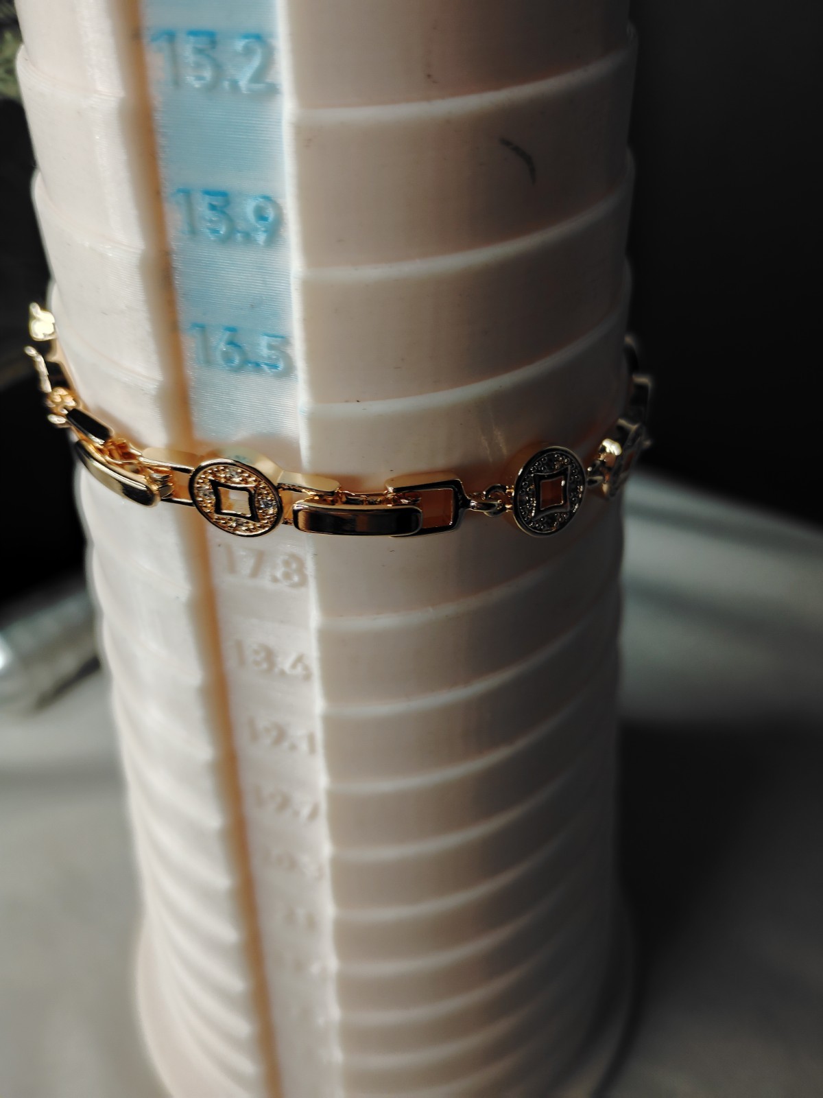 Unsigned Rose Gold Tone Geometric Link Bracelet Clear Pave Rhinestones 7″