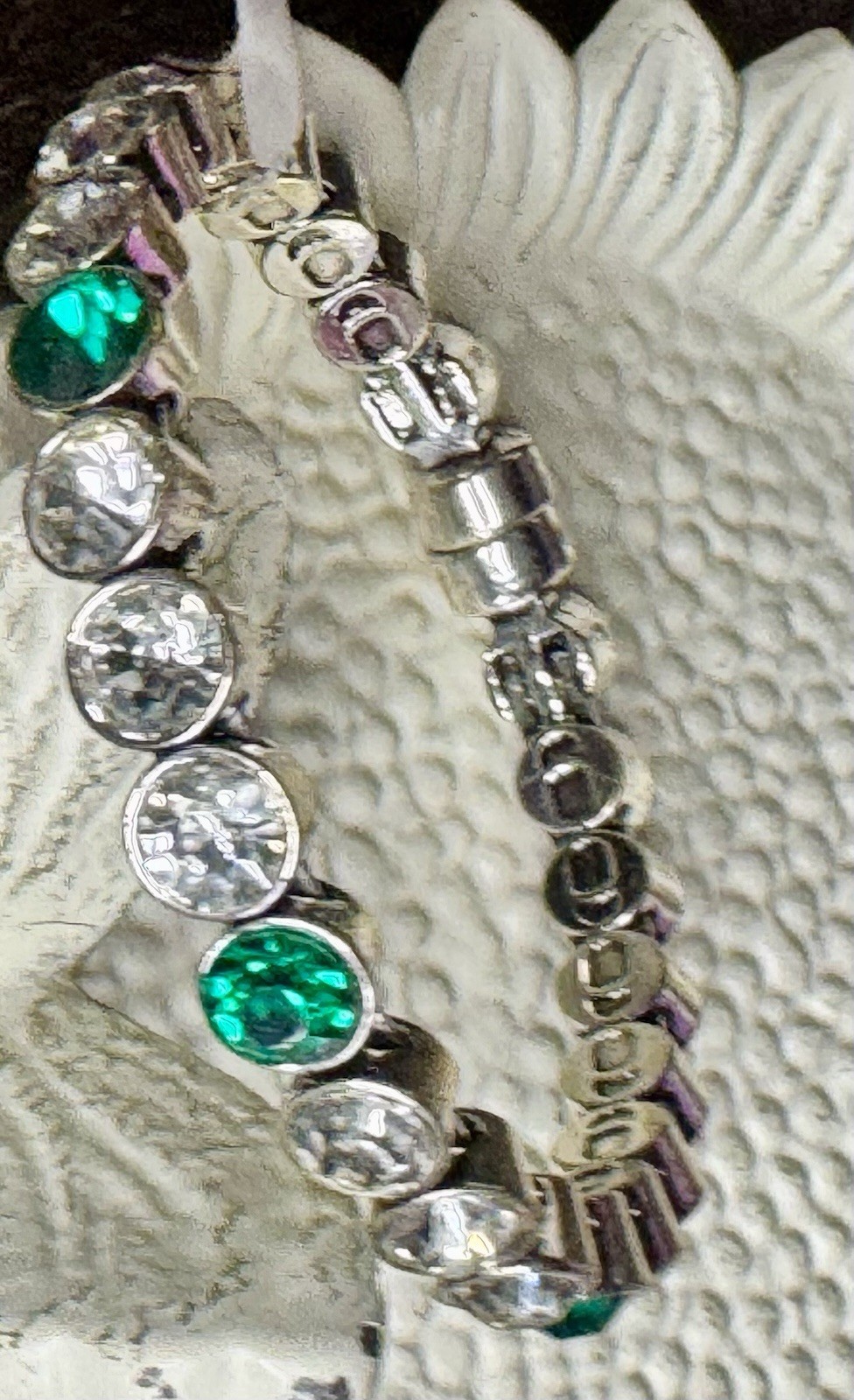 Plunder Green And Crystal Magnetic Bangle Bracelet Silver New Without Tag