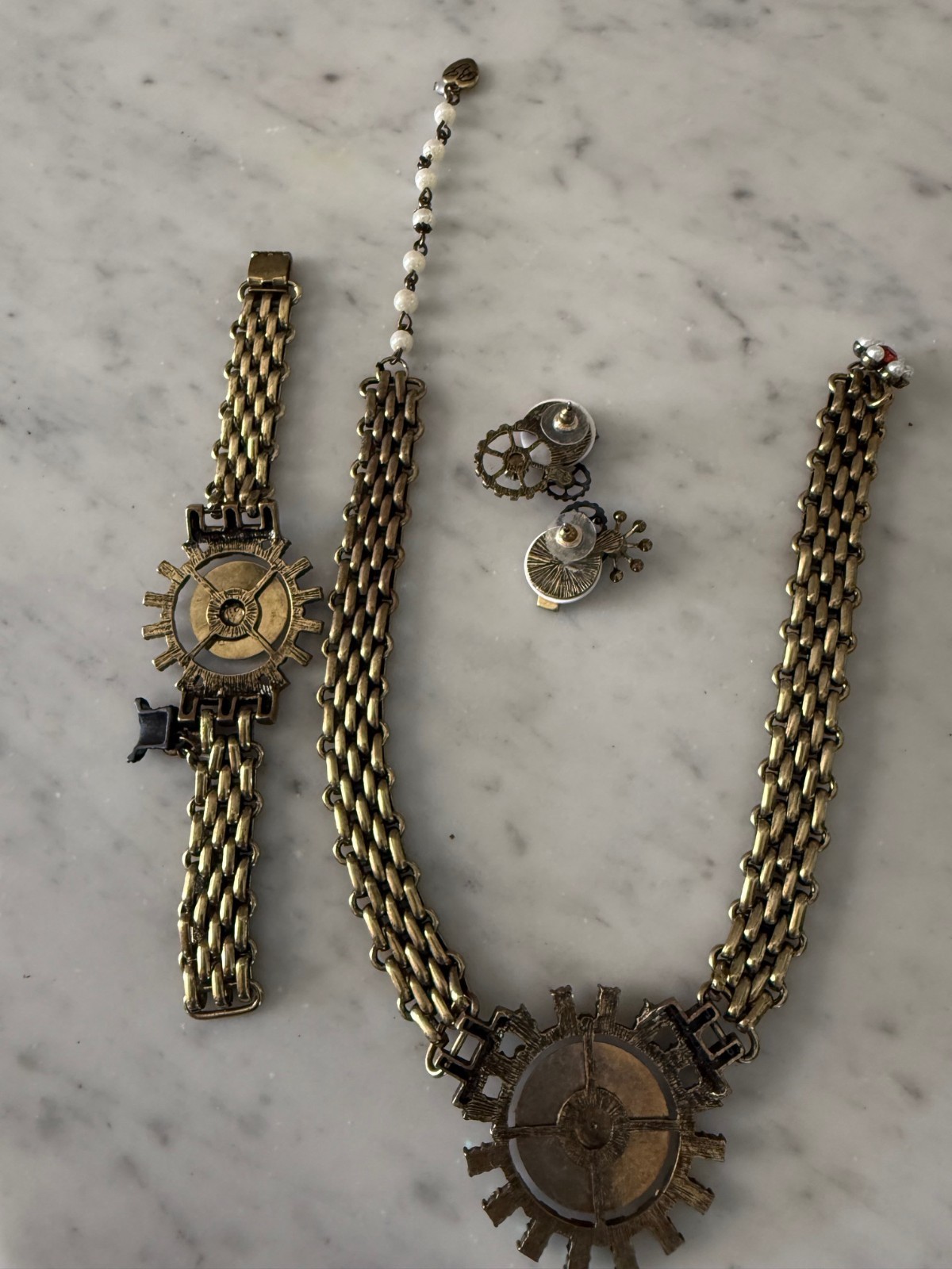 Betsy Johnson Wonderland Clock Bee Necklace Earings and Bracelet