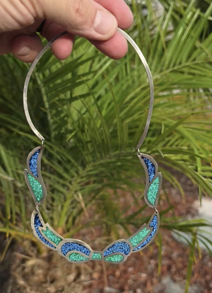Silver Tone Collar Choker Necklace with Blue & Green Glitter Inlay