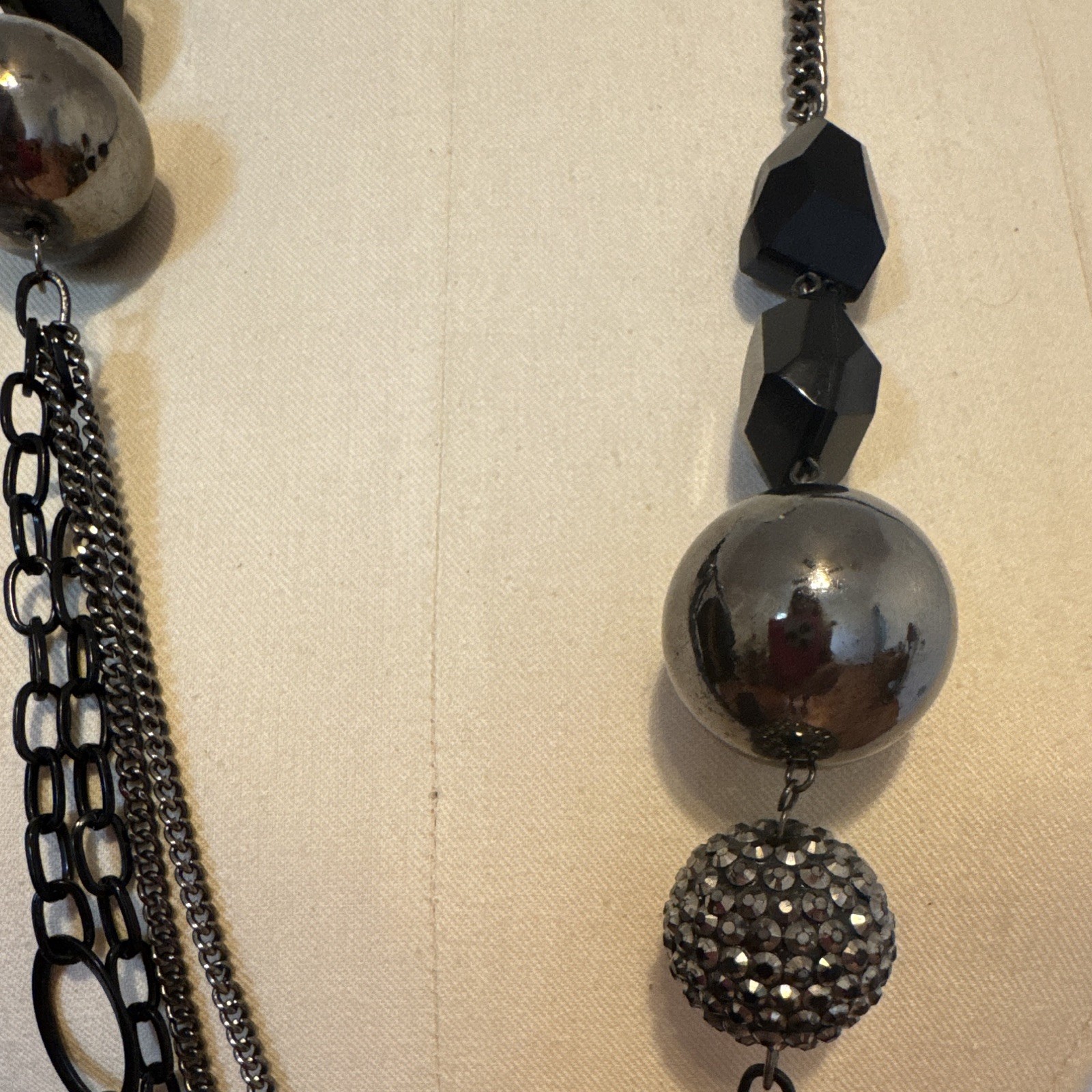 Layered Multi-Strand Cable Chain Necklace Black Beads Gunmetal Lobster Adj 36″