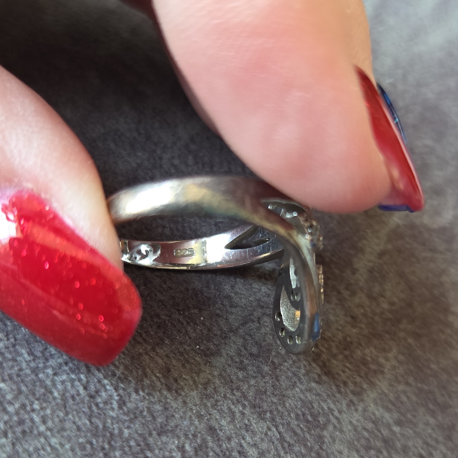 Sterling Silver 925 Signed Swirl Bypass Ring w/ Round White CZ Size 8