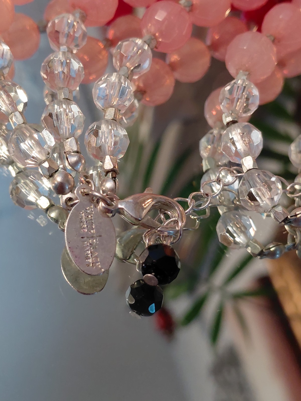 White House Black Market Pink Black Quartz Beaded Drop Silver Tone Necklace 20″