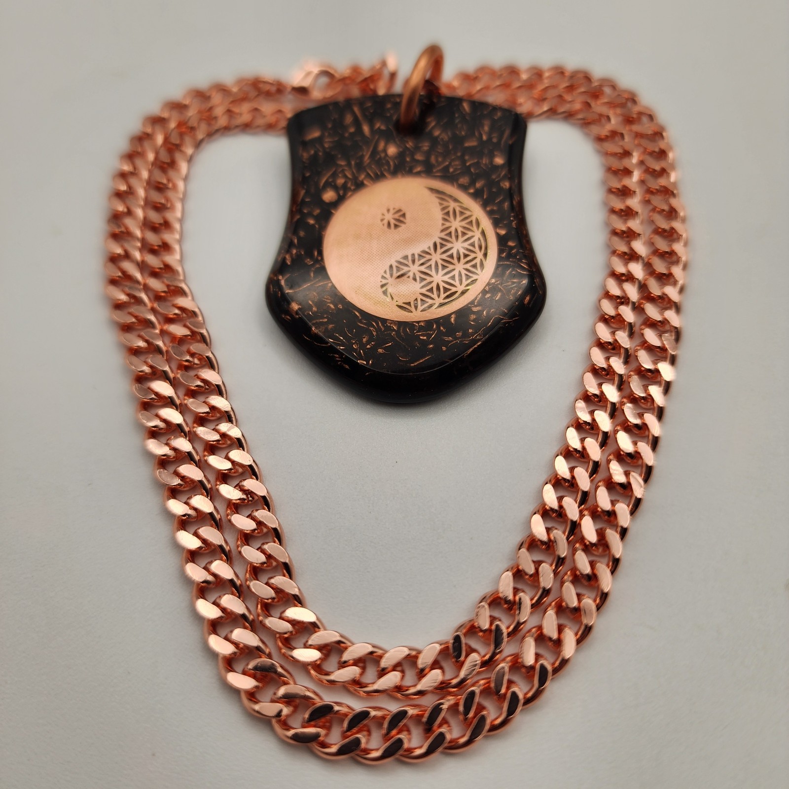 Orgonite Shield Pendant Yin Yang Copper Shungite Quartz 20″ Copper Chain