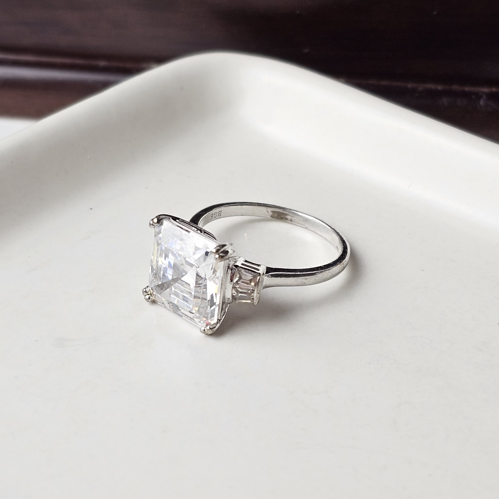 BGE 925 Sterling Silver Asscher Cut Simulated Diamond Ring Size 9.5 – 6.79g