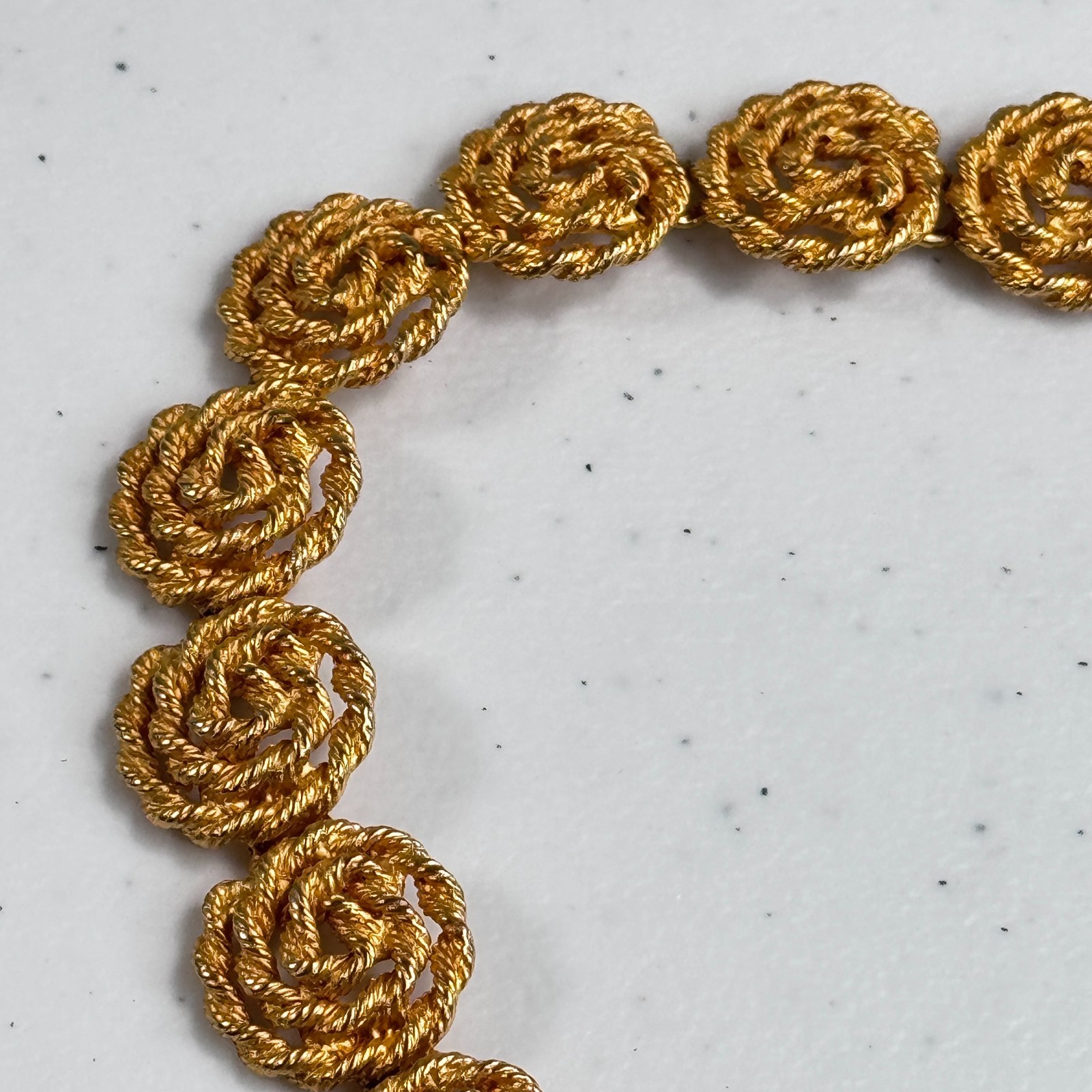 Vintage Necklace Gold Tone Swirl Spiral Chain Rosette Twisted Rope Floral Link