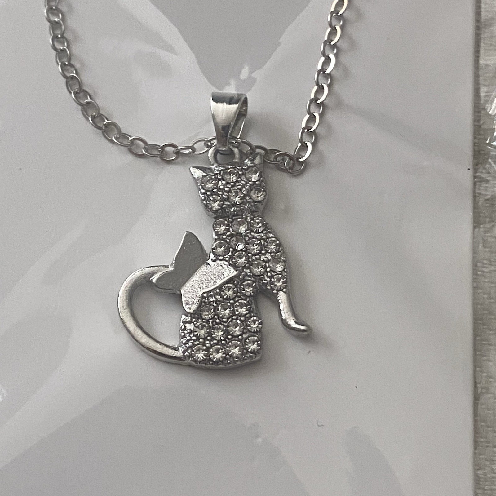 Cat & Butterfly & Clear Rhinestones Silver Tone Pendant On 20” Necklace Chain