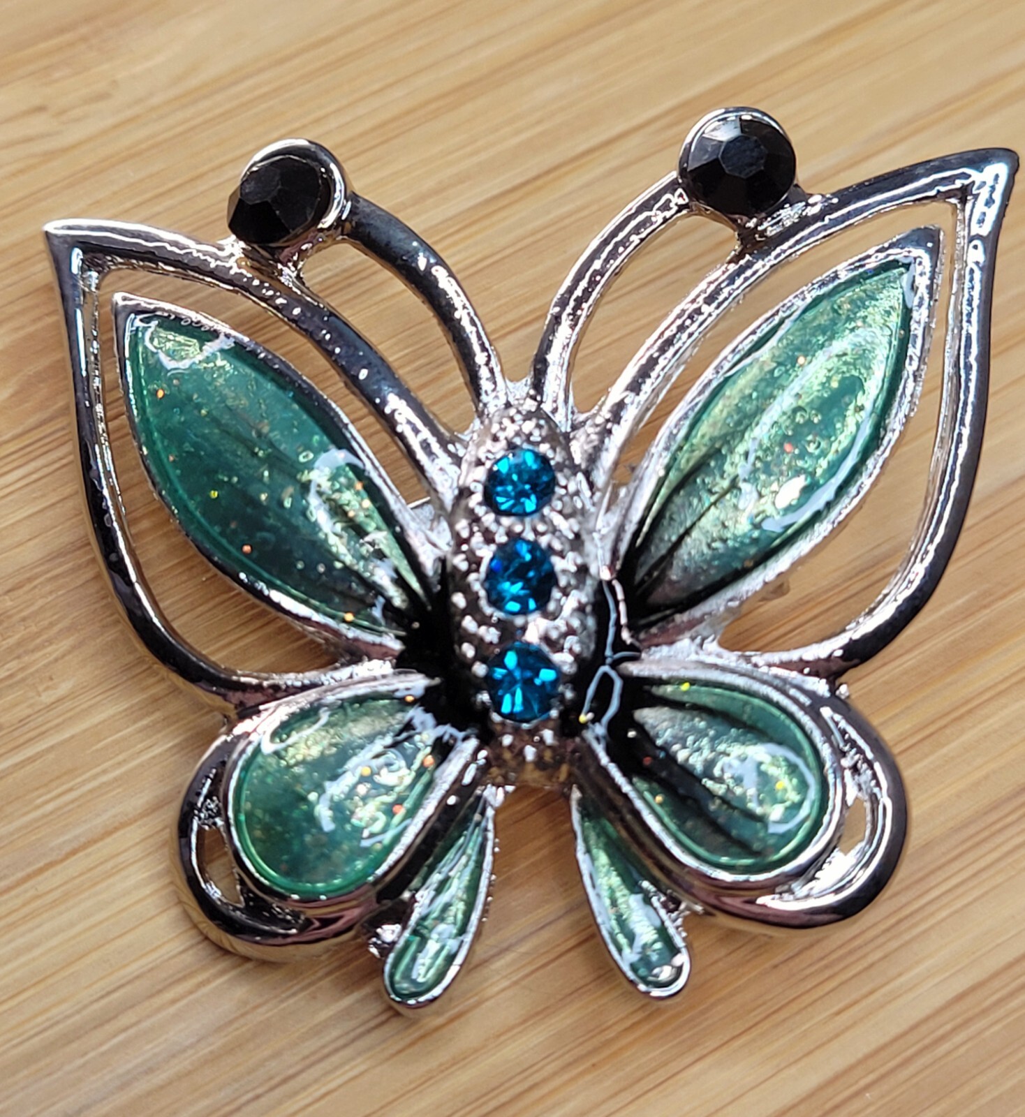 Green & Blue Butterfly Vintage Brooch Bow, Gift bag Included, BRAND NEW
