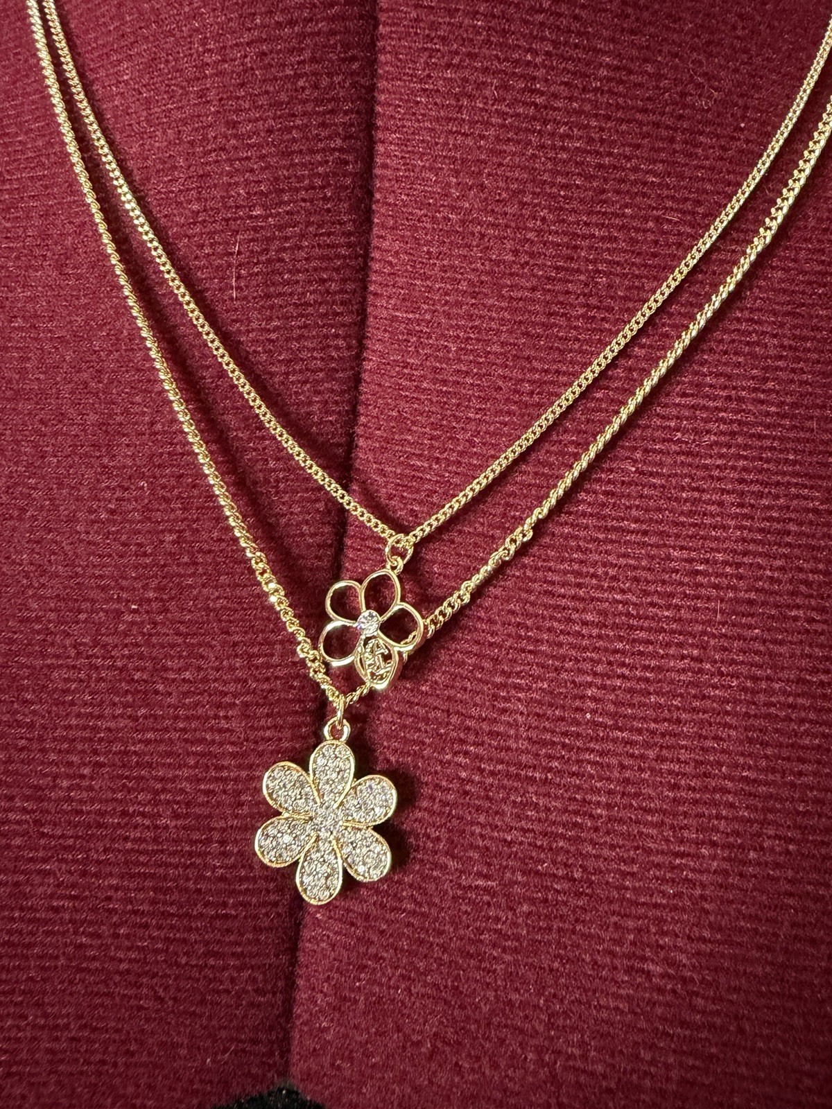 Karl Lagerfeld Double Flower Gold Pendant NWOT Necklace