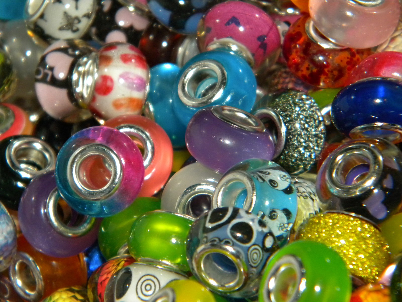 NEW 300/Pc COLORFUL High Visual Mixed 14mm RESIN European Beads lot (200)
