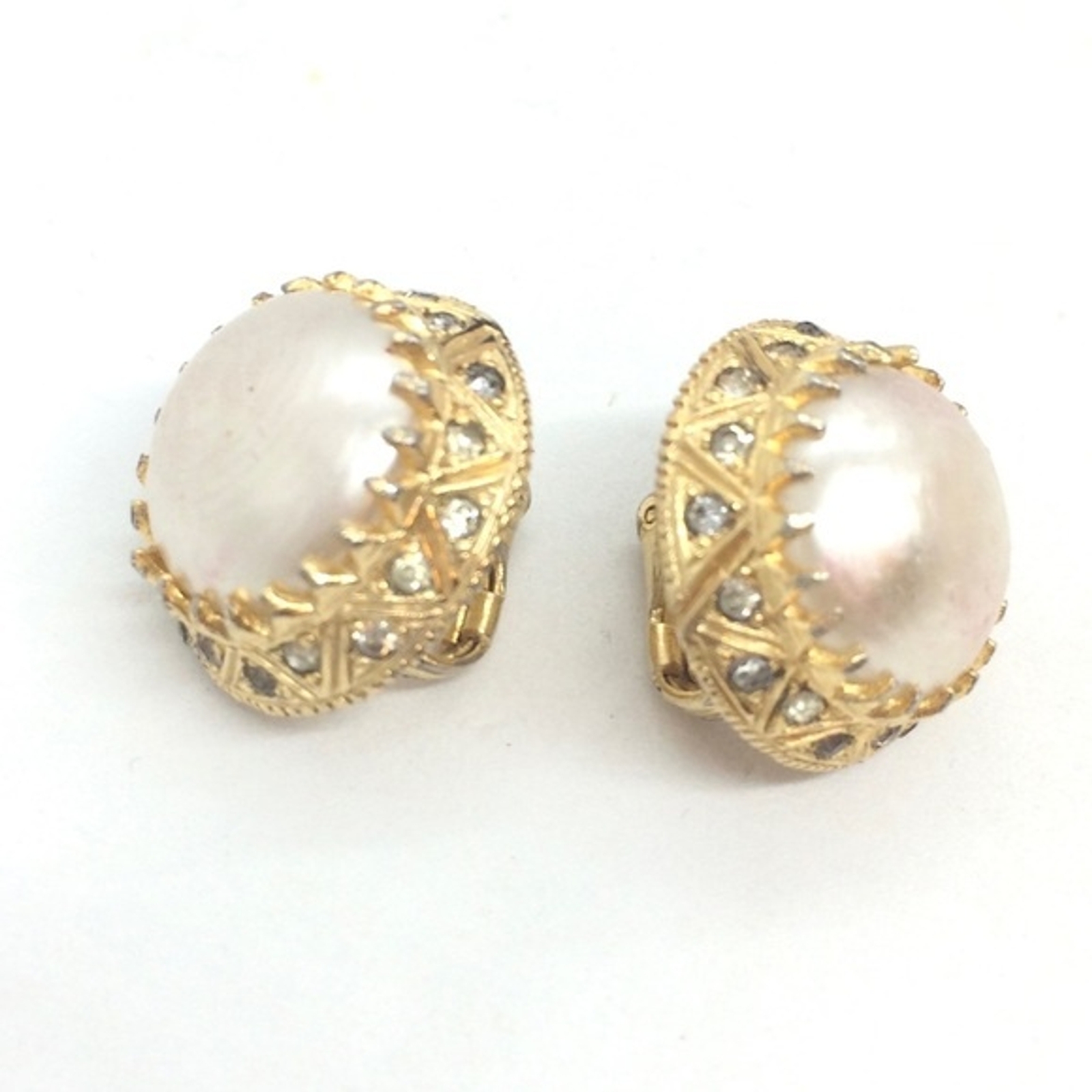VINTAGE NETTIE ROSENSTEIN CLIP ON EARRINGS FAUX PEARL RHINESTONES GOLD TONE