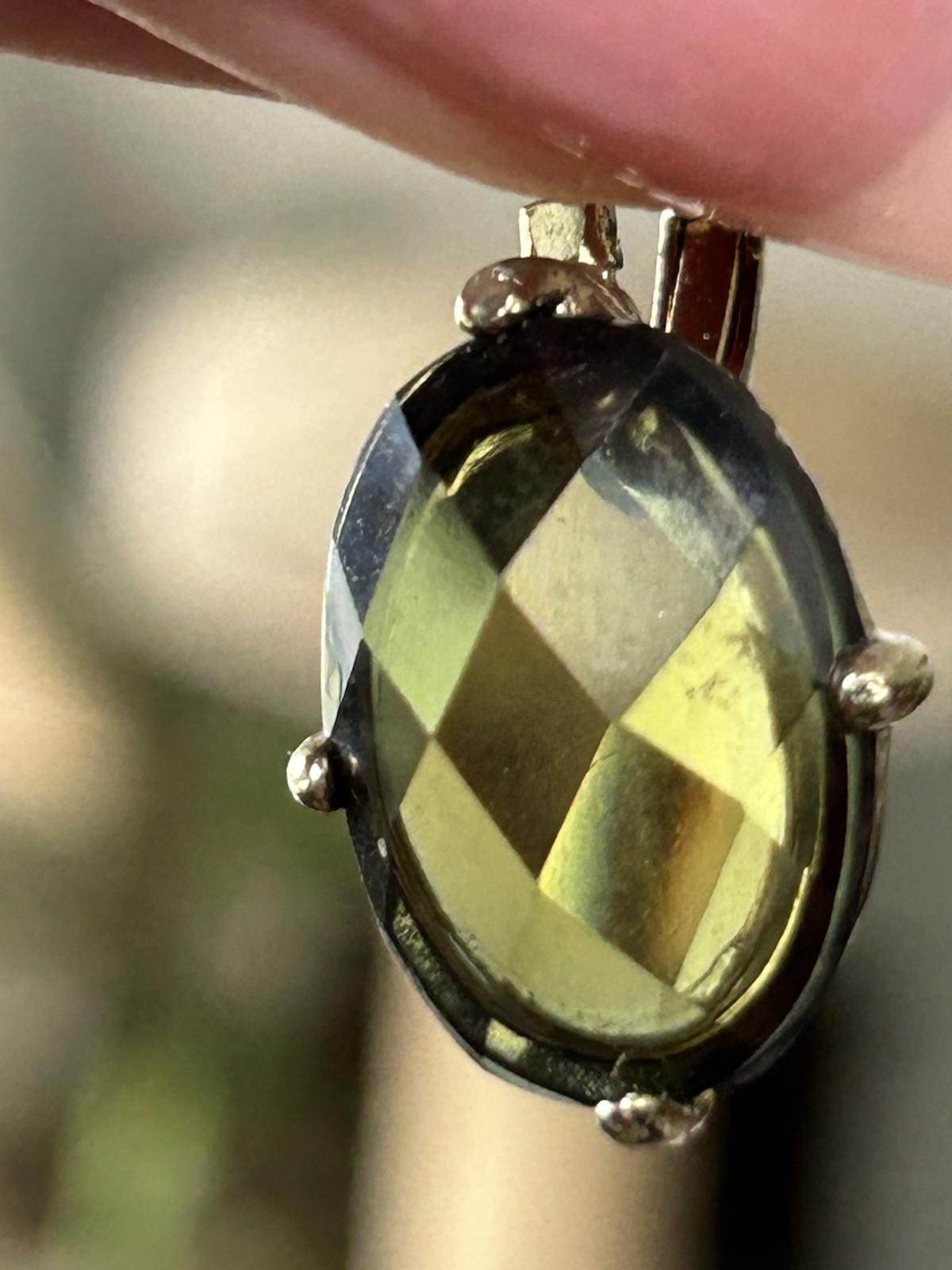 Olive Green Faceted Glass Drop Earrings Gold Tone Leverback Costume Jewelry