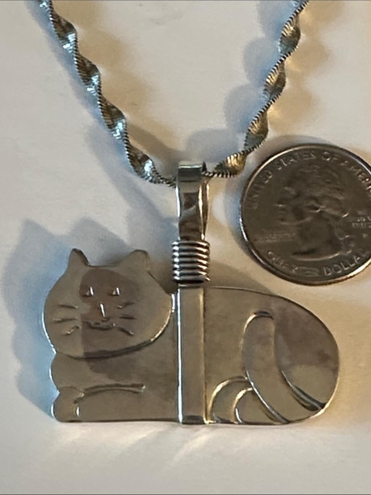 Sterling Silver Cat Pendant Necklace with twisted chain. Hollow. 20g