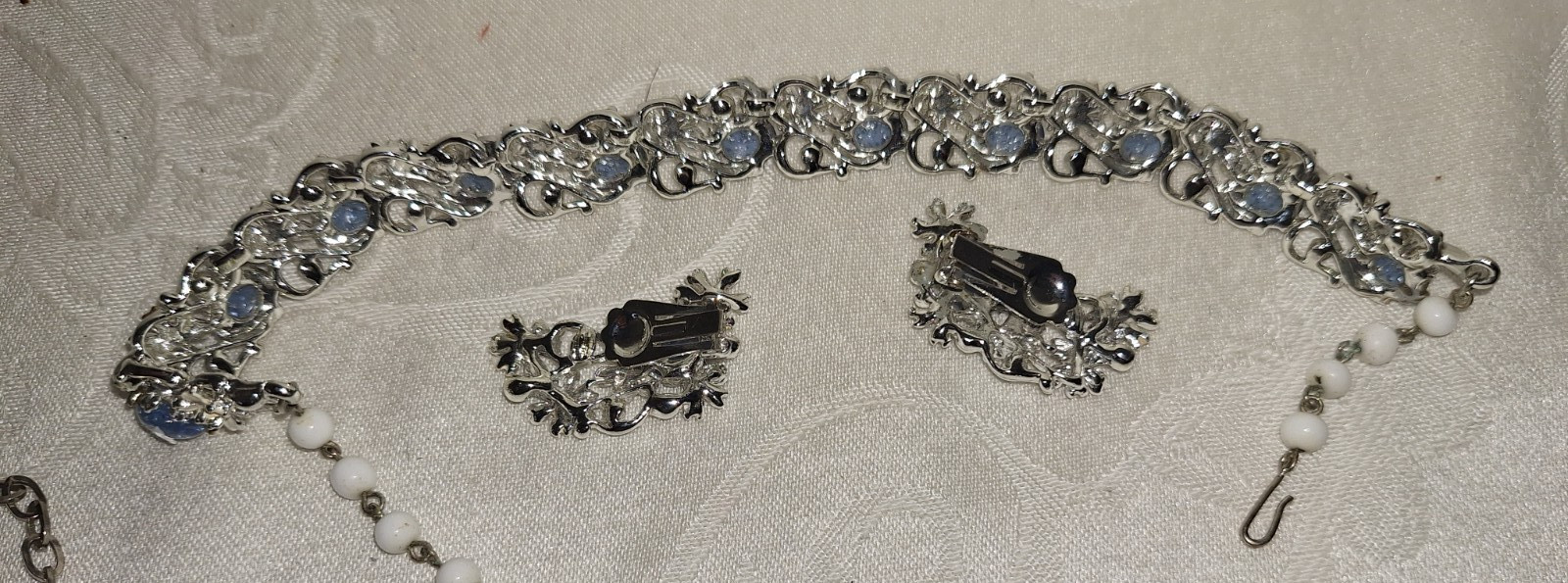 VINTAGE SIGNED LISNER EARRINGS & NECKLACE & PEARL & RHINESTONE SETS $49.99