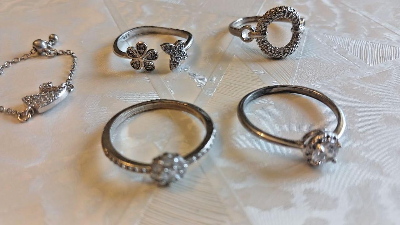 Silver Tone Crystal Swan Bracelet & Rings Set 5Pcs Fashion Jewelry For Women