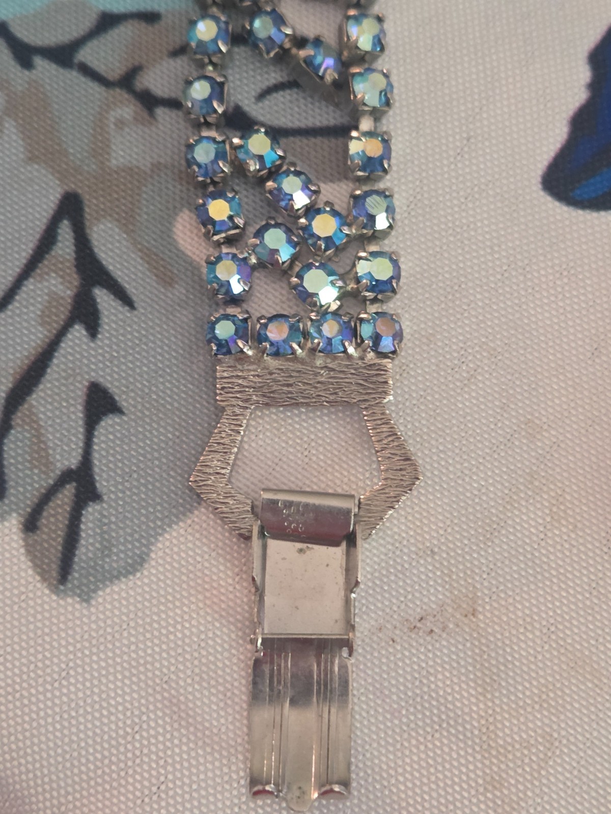 Iridescent blue rhinestone bracelet possibly vintage. Eight inches around