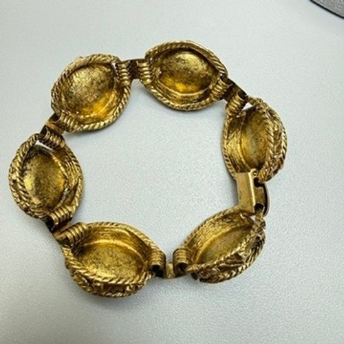 Vintage Gold Tone Green Stone Ring and Bracelet Set MCM Etruscan Revival Chic