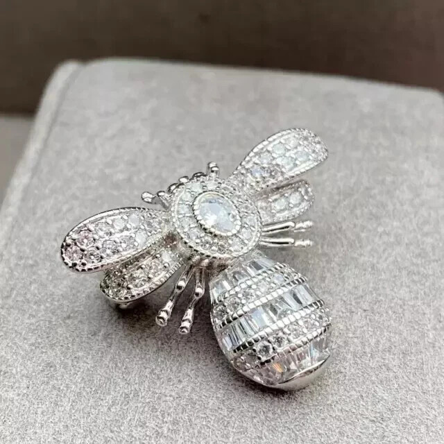 Cute Honey Bee Brooch Pin 2.47 Ct Oval Simulated Diamond 14k White Gold Plated