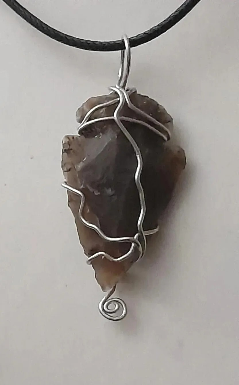 Arrowhead necklaces, male, female new pendant, jewelry, Gifts unisex